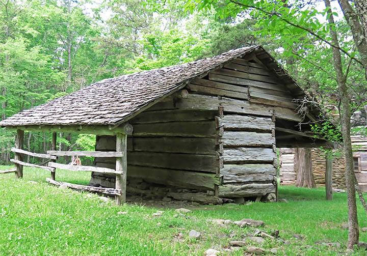 Log Cabins Archives - Handmade Houses with Noah Bradley