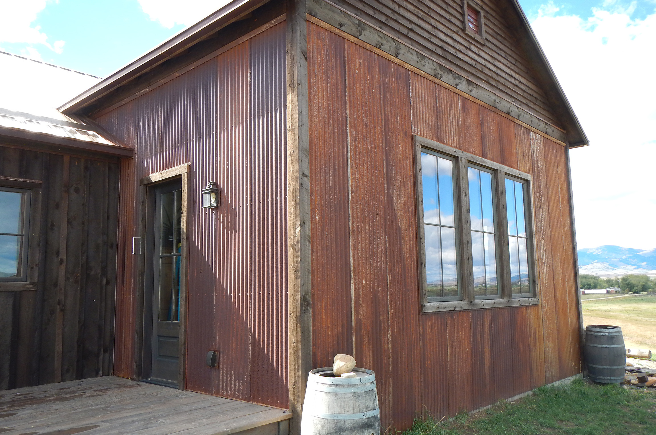 Rustic metal siding - Handmade Houses... with Noah Bradley