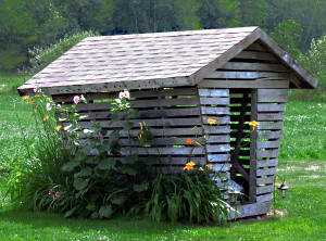 on-the-farm--corn-crib-bob-johnson