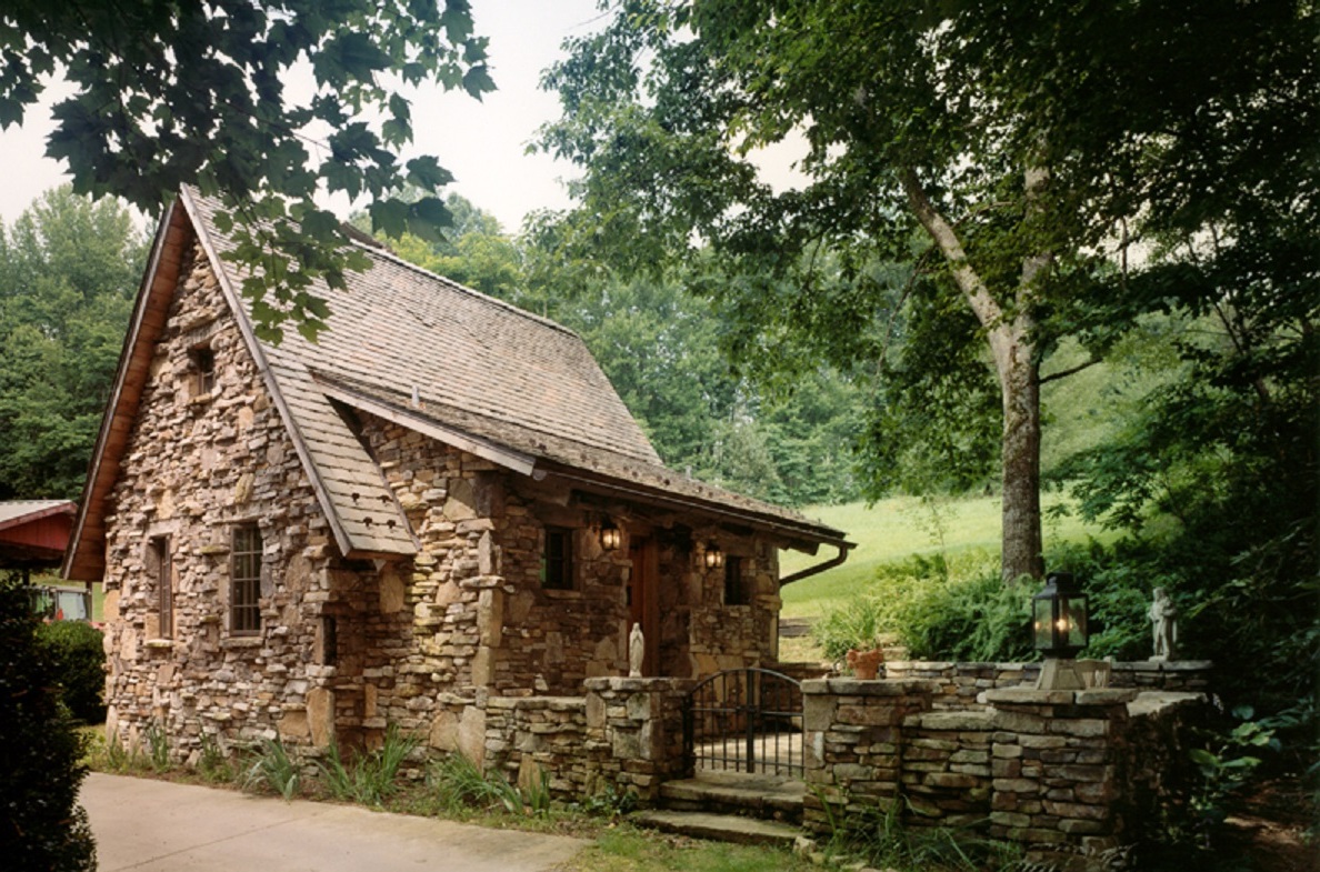 stone-cottage-with-plenty-of-relief-handmade-houses-with-noah-bradley